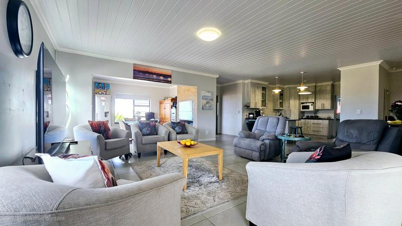 3 Bedroom Property for Sale in Dana Bay Western Cape